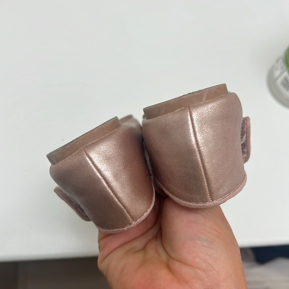 Girls Pink Metallic Baller Flats 9 1/2 - Picture 5 of 7